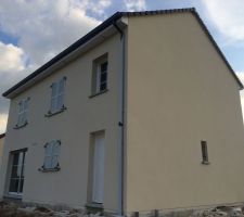 Enduit finition grattée terminé
