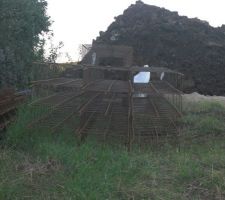 Le ferraillage des voisins n'est pas renforcé ?