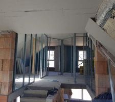 Cloisons de distribution de 100mm