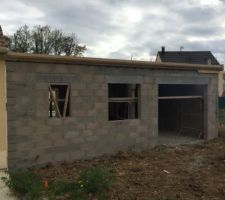 Et voila les corniches arrières c'est fait ?