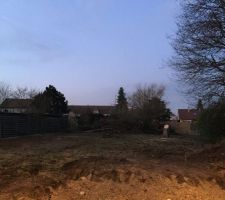 Le terrain prend forme petit &agrave; petit ??