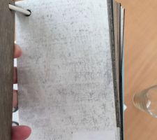 Couleur de notre futur plan de travail.
Pour la cuisine ca sera gris brillant (pas de photo )