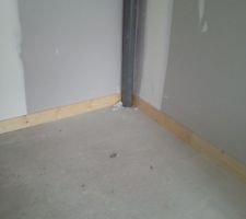 Plinthes garage