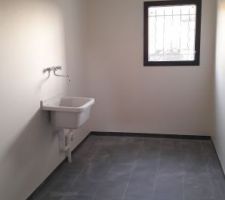 Carrelage fini_Buanderie