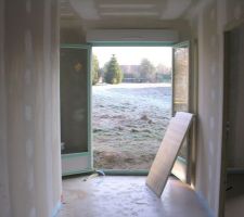 Ca y est, la chape Raddifluid C (chape anhydrite) est seche...dommage qu'il faille la cacher sous le carrelage ...