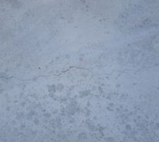 Dalle du 1er étage :en cours de séchage avec quelques fissures