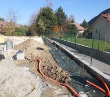 Muret de soutènement pour la haie