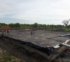 Vue du c&ocirc;t&eacute; avant gauche