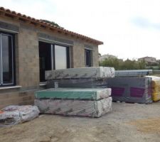 Livraison des isolants et plaque de platres