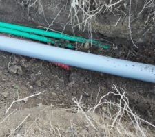 Mise en place des arrivées életricité et eau et évacuation des eaux usées