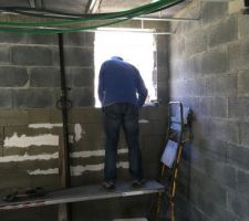 Ouverture fenêtre WC rez-de-jardin