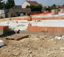 Lot 40 de cot&eacute; droit cuisine+garage