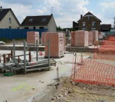 Lot 29 en face cot&eacute; gauche 45&deg; entr&eacute;e garage