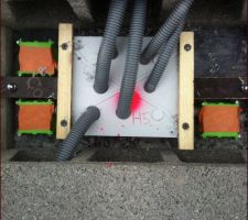 Boite de dérivation électrique dans dalle