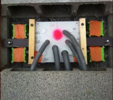 Boite de dérivation électrique dans dalle