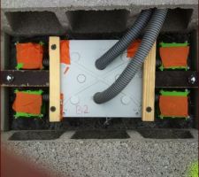 Boite de dérivation électrique dans dalle