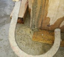 Poteau porteur : Coffrage du nouveau poteau avec l'aide de l'ancien
Reprise du ferraillage dans la dalle et le poteau b&eacute;ton