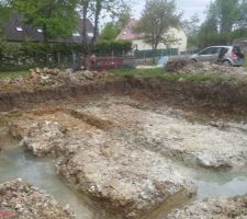 Début des travaux, ça pend forme