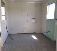 Pr&eacute;chape coul&eacute;e au rdc