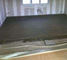 Chape de ciment traditionnelle.