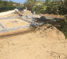 Voici notre vide sanitaire réalisé le 21 avril ,les artisans sont très sympas ,répondent à nos questions,travaillent vite et bien !