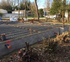 Incorporation plomberie et préparation plancher avant coulage