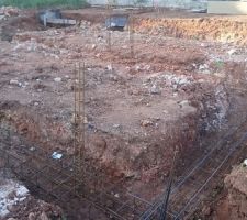 D&eacute;but des travaux pour les fondations le 8 avril