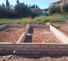 Construction du vide sanitaire de 60cm de haut le 13 avril