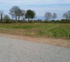 Chemin communal et terrain