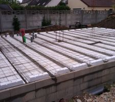 Pose des poutrelles, hourdis et feraille