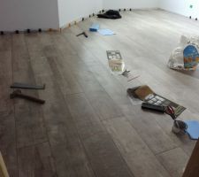 Parquet 12mm de chez ARTENS avec chanfrein noir