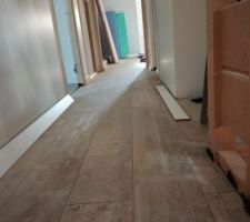 Parquet 12mm de chez ARTENS avec chanfrein noir