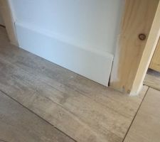 Parquet 12mm de chez ARTENS avec chanfrein noir