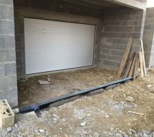 En attendant le nouveau carrelage reprise du terrassement
