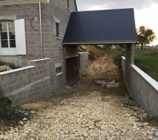 En attendant le nouveau carrelage reprise du terrassement