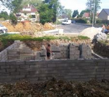 Voilà début de la construction du vide sanitaire!