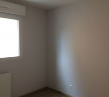 Chambres quasiment terminées, nous attendons les portes de placard...