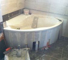 20 septembre : habillage de la baignoire