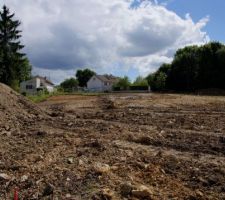 Mise a niveau du sol par rapport aux VRD.