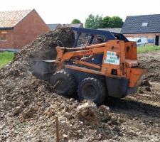 Remblai p&eacute;riph&eacute;rique + terrain