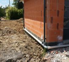 Passage des tuyaux pour le pluvial