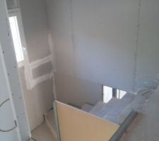 DEGAGEMENT ETAGE