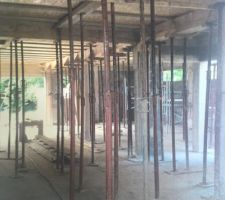 Interrieur de la maison

Desole pour la qualite d'image