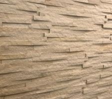 Mur de la cuisine en briquettes ISLAND STONE beige