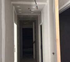 Début des bandes: 1ère couche