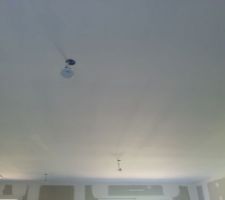 Sous couche murs par nous, et peinture plafond pro