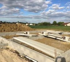 D&eacute;but vide sanitaire - vue de c&ocirc;t&eacute;