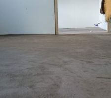 Le travail continue à l'étage