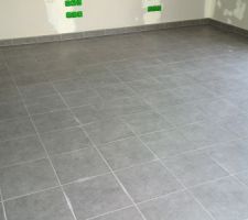 Le résultat une fois terminé. Finition sur les joints en cours.
Magnifiiique !!!!