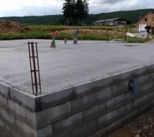 Dalle coulée toute belle toute lisse :)